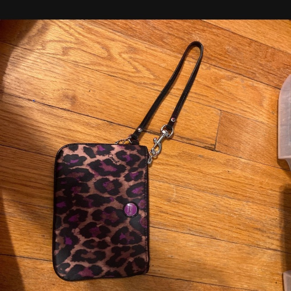 Coach wristlet bag hardly used like new bags bag
